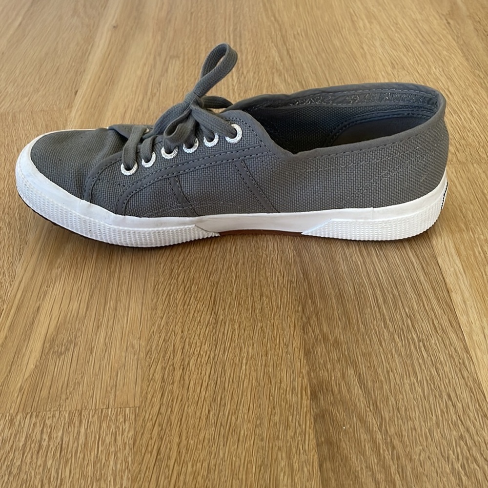 Superga Sneakers - lightly worn, excellent condition! - Picture 7 of 9